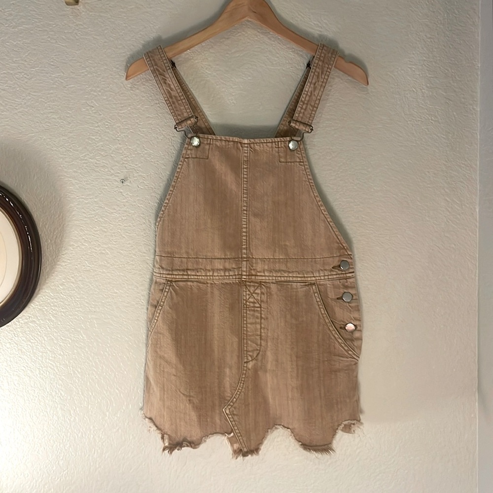 Free people overall mini jumper *tan/size2*